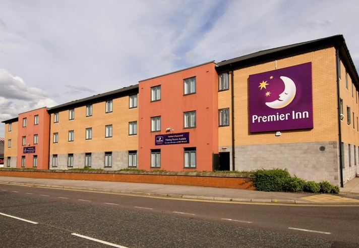 Premier Inn Meadowhall – exterior view of the hotel building.