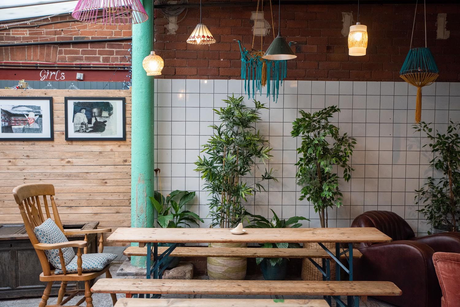 A table inside The Old Workshop.
