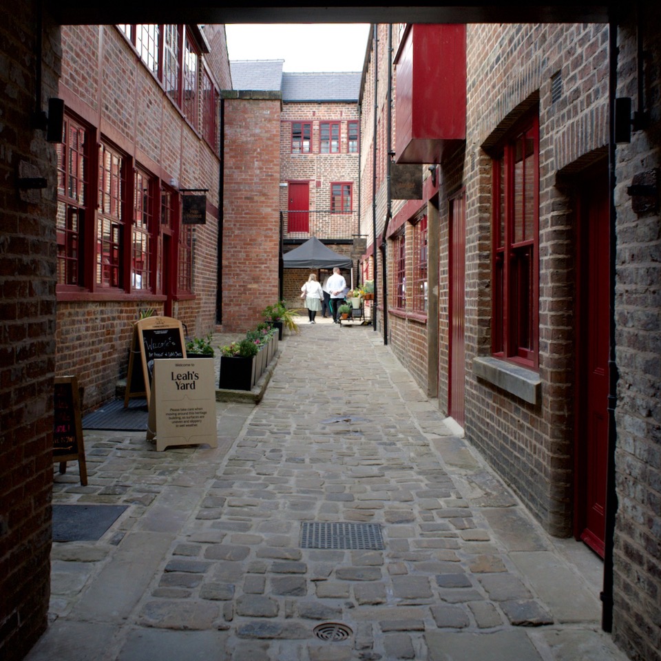 The passage way leading to Hop Hideout in Leah's Yard.