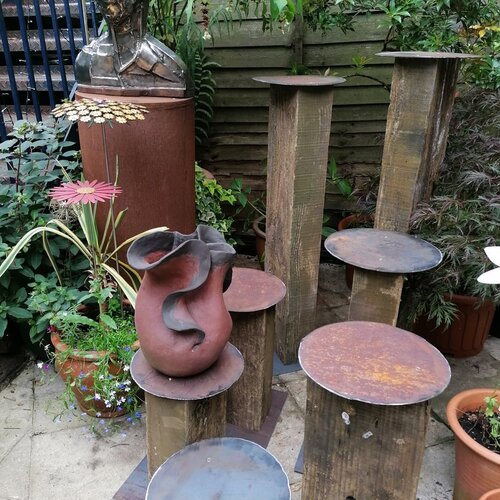 An art exhibition at Cupola Gallery.