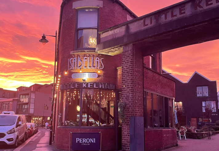 Outside Isabella's at sunset.