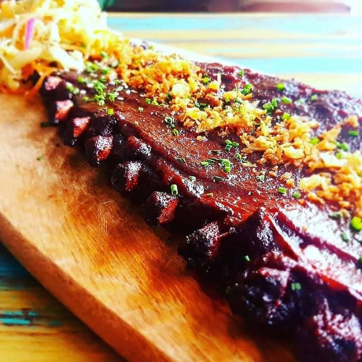 A plate of ribs at Butcher & Catch.