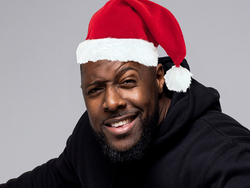 Aurie Styla wearing a Christmas hat.