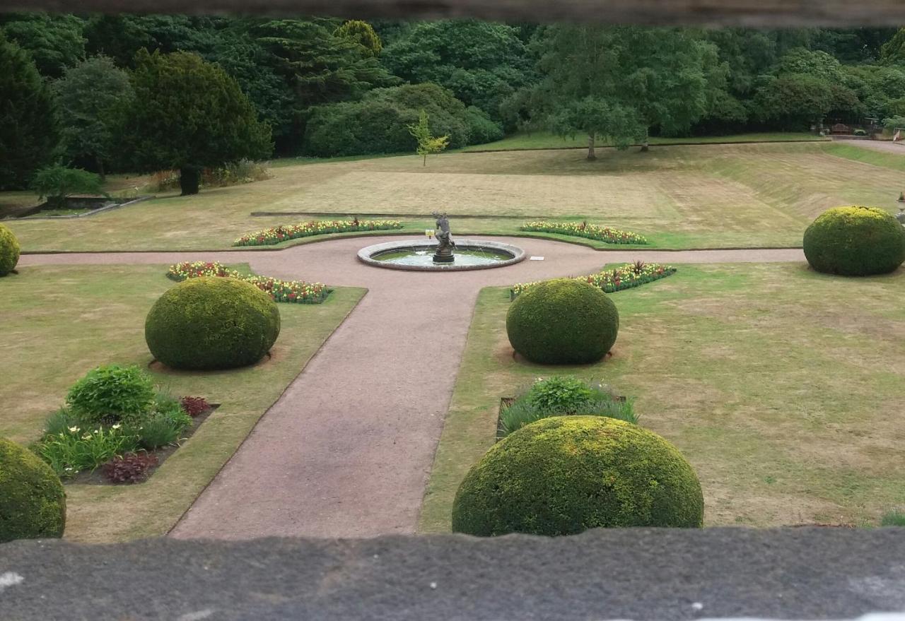 Wortley Hall Gardens