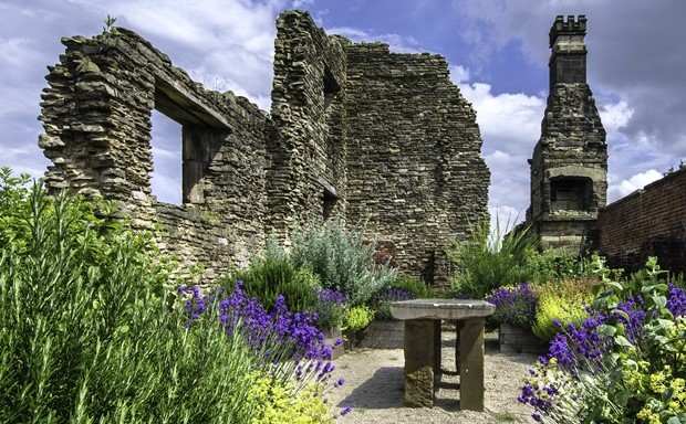 Some of the ruins at Sheffield Manor Lodge.