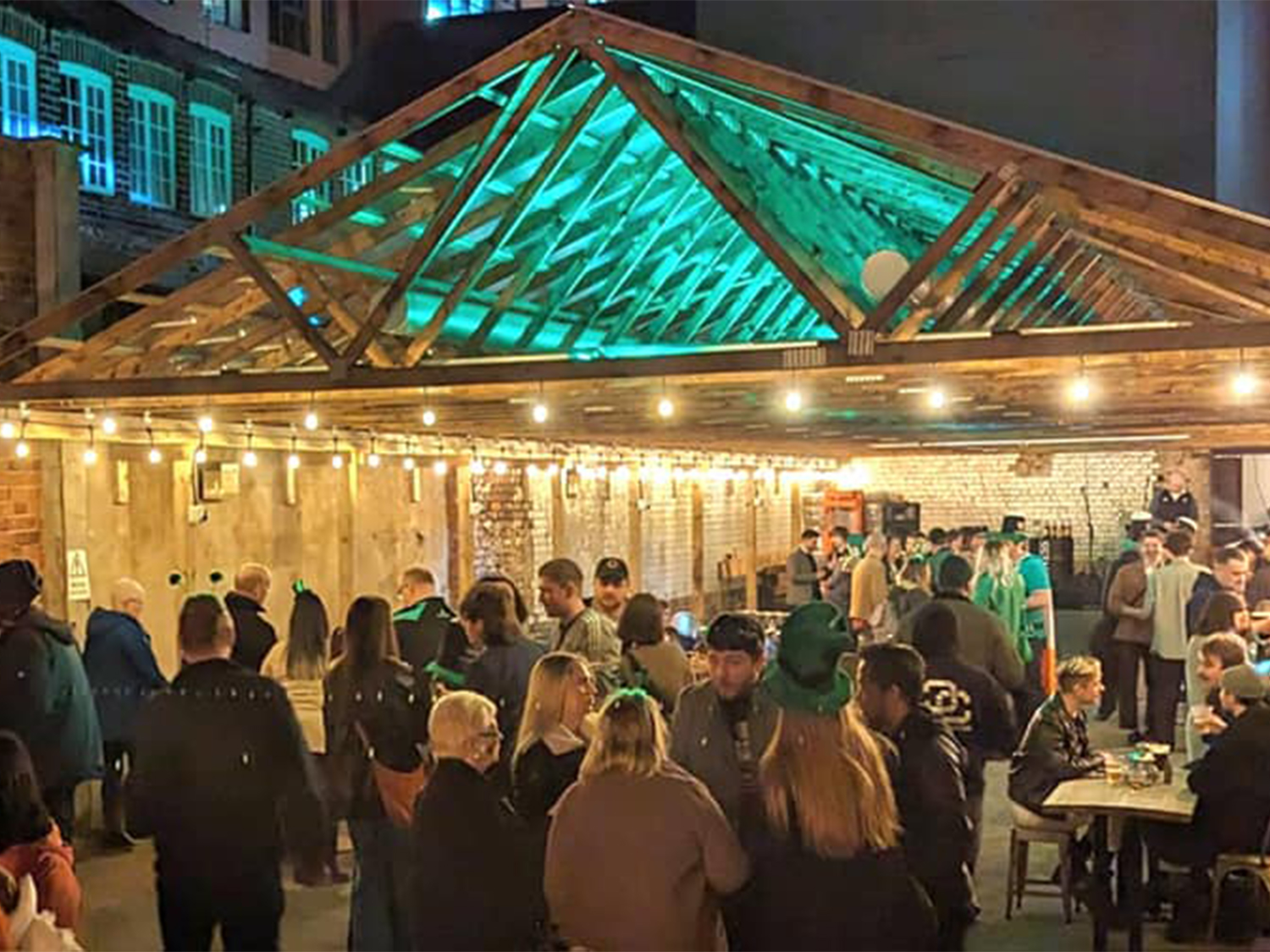 outdoor seating at Perch Brewhouse